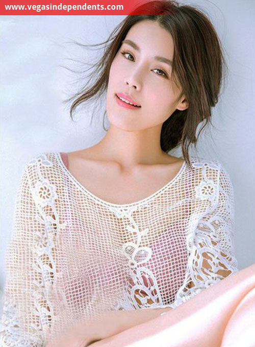 Independent escort Kana
